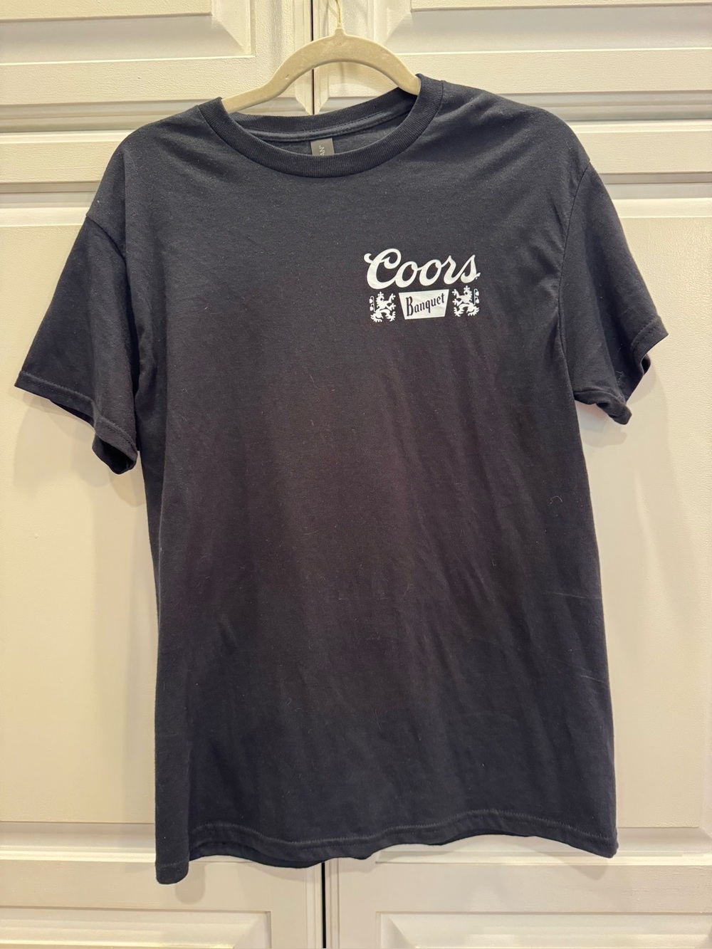 Men's Coors Banquet Golden Colorado Black Graphic T-Shirt Unisex Medium